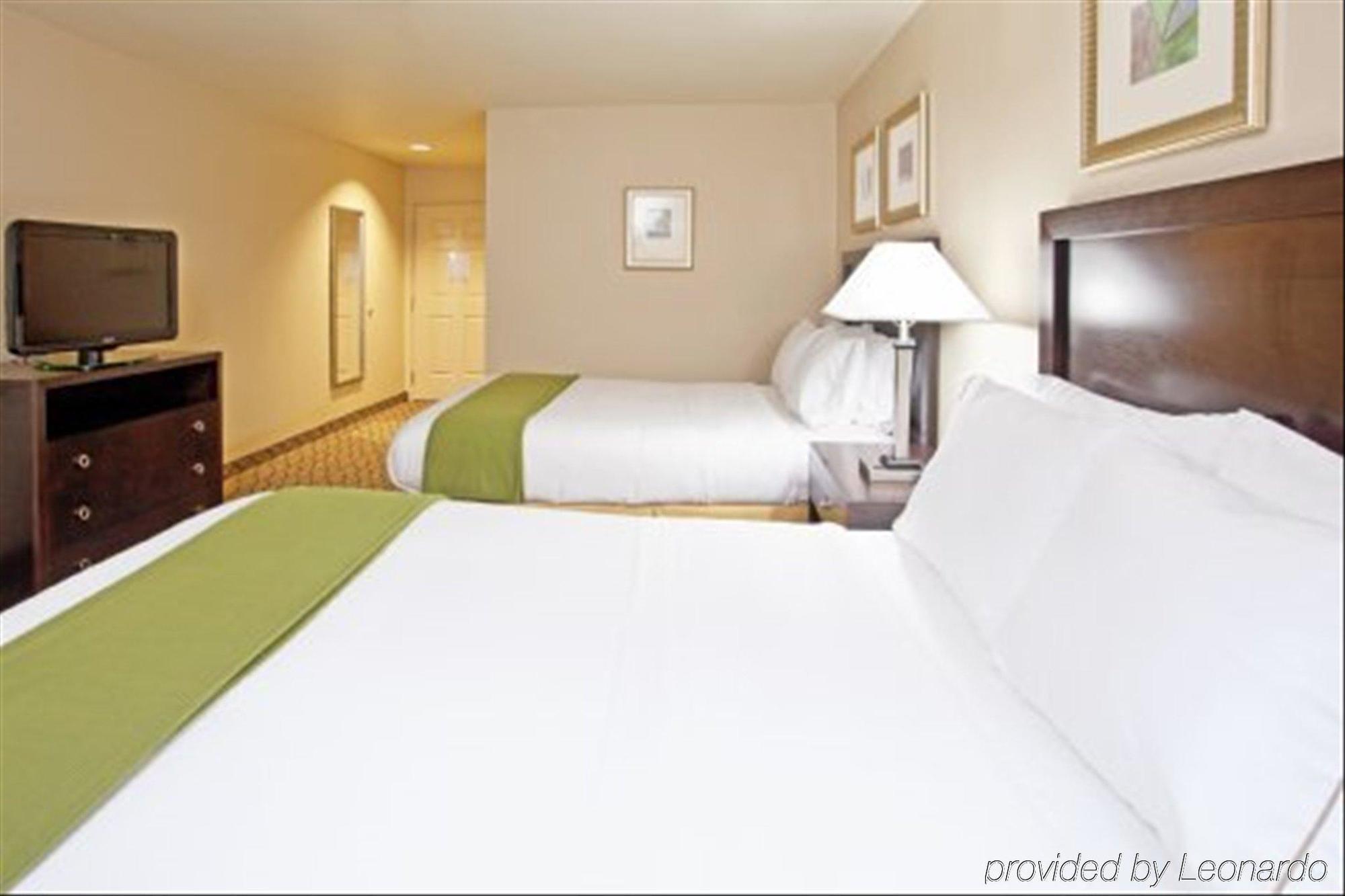 Holiday Inn Express & Suites Columbus East - Reynoldsburg By Ihg Стая снимка